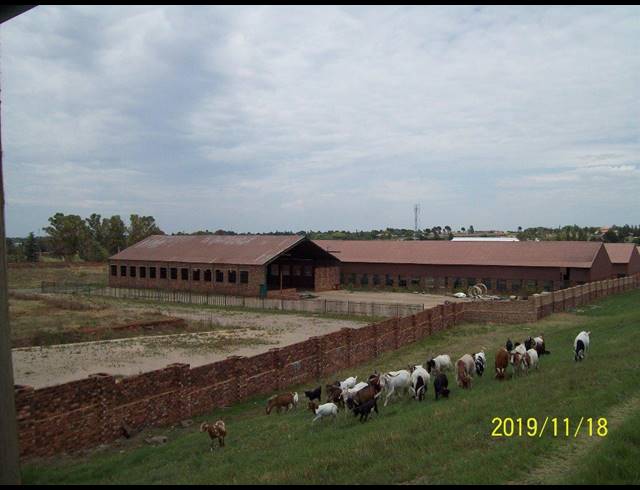 4,000M² WAREHOUSE FOR SALE IN WITPOORT ESTATES